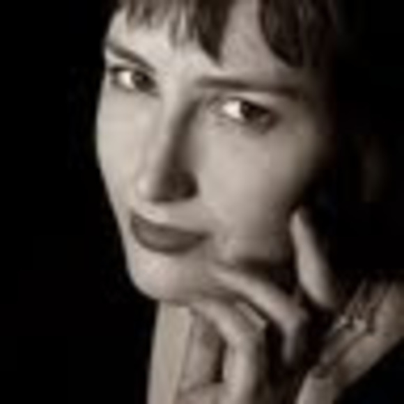 Meet your Posher, Ruth - Picture 1 of 1